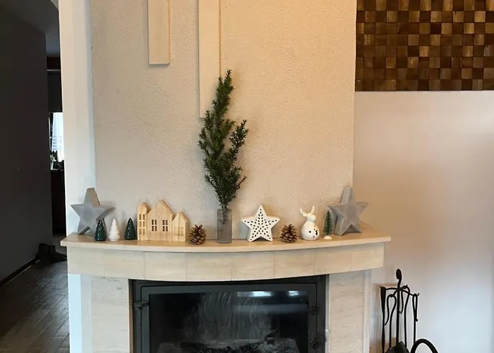 Z Kominkiem The One Belweder * Visla